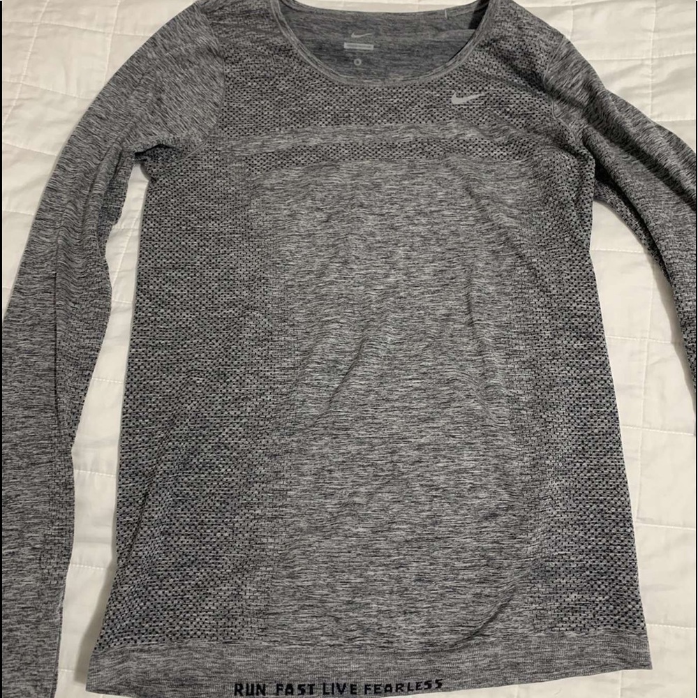 Nike Long-sleeve